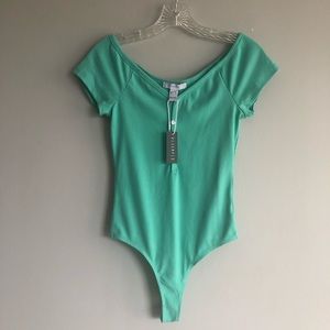 Adorable Revamped Button Ribbed Bodysuit Size XL